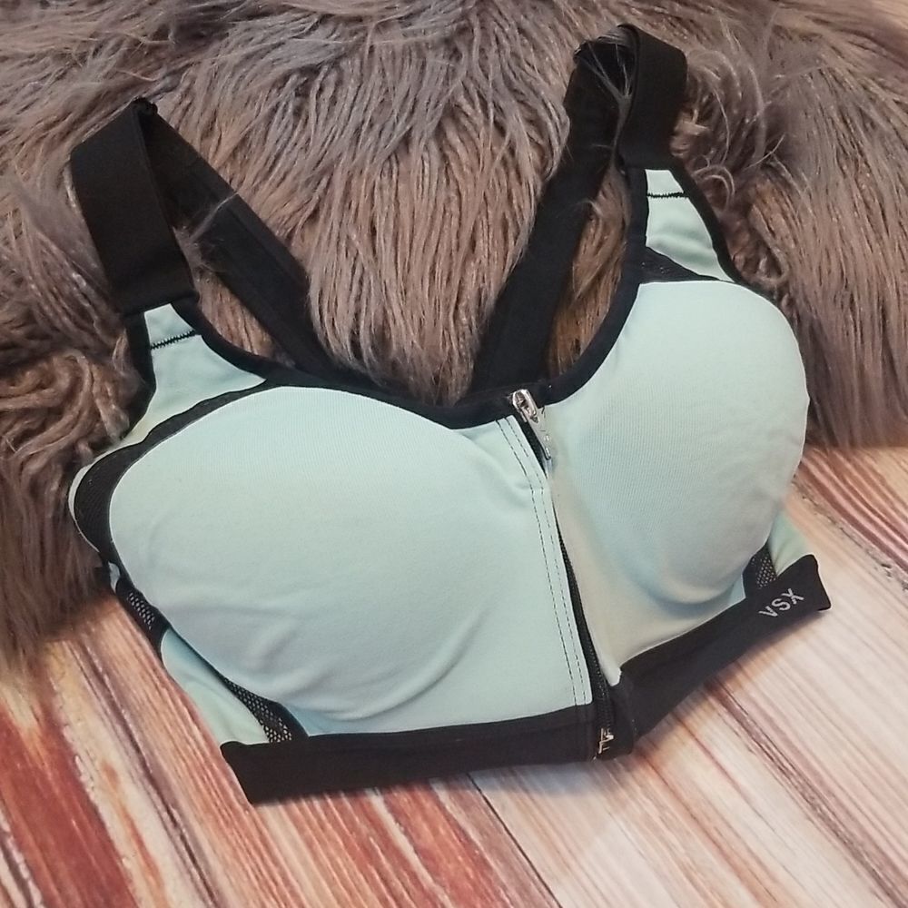 VICTORIA'S Sport front zip sports bra